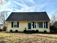 Building Photo - Spacious and stylish home in a prime Louisville location!-Ask about our Long-Term Leasing Specials!