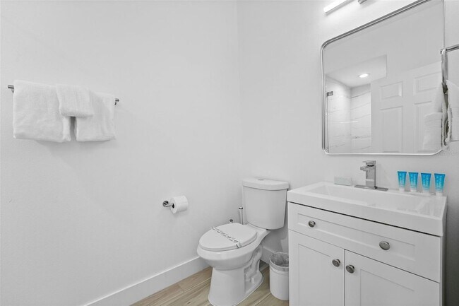 Building Photo - 3045 Yellow Lantana Ln