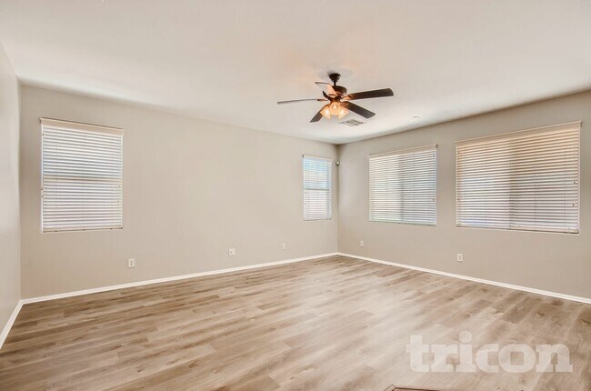 Building Photo - 1353 E Judi Dr