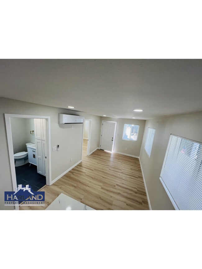 Building Photo - 3845-3851 Menlo Avenue - 3849-