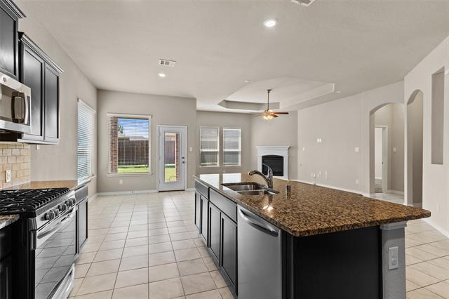 Building Photo - 1016 Lake Cypress Ln