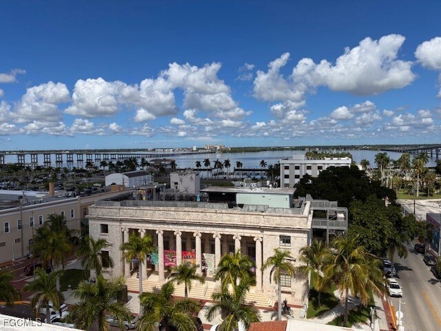 Building Photo - 2310 First St