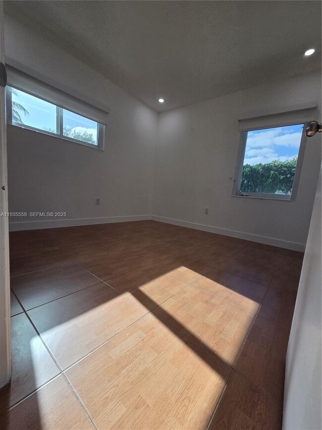 Building Photo - 2851 NW 203rd Ln