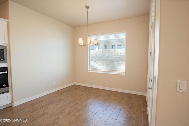 Building Photo - 3883 Heartland Lp