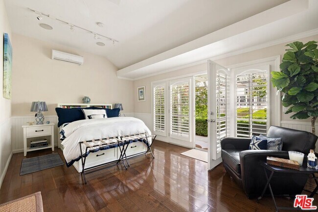 Building Photo - 2818 Washington Ave