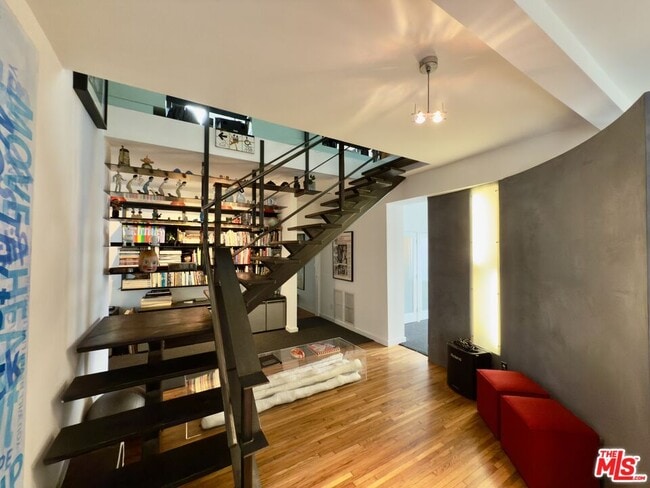 Building Photo - 2714 4th St