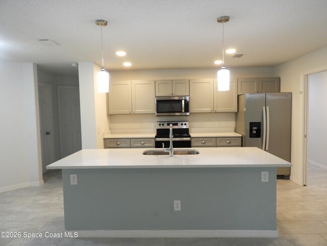 Building Photo - 1530 Paley Cir SE