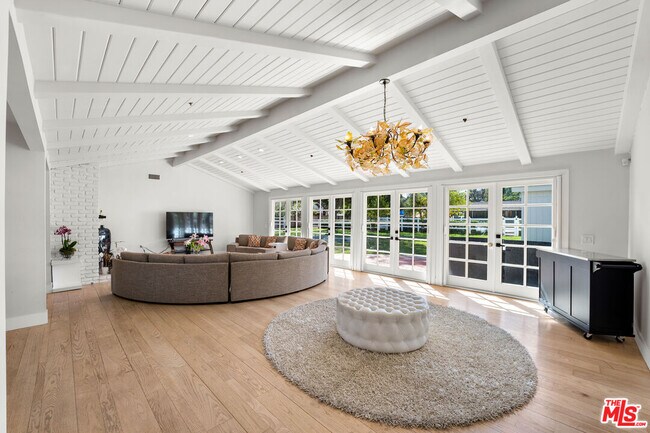 Building Photo - 23628 Long Valley Rd