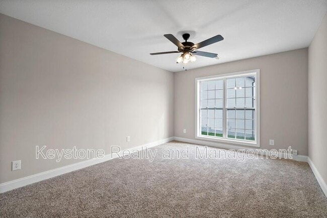 Building Photo - 125 Roadrunner Ct