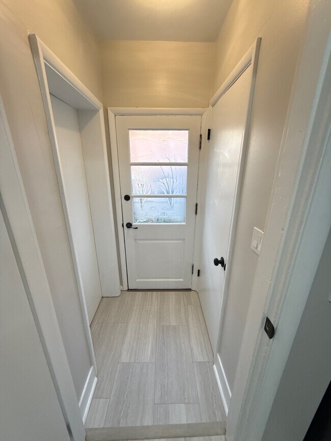 Building Photo - SFH Montgomery