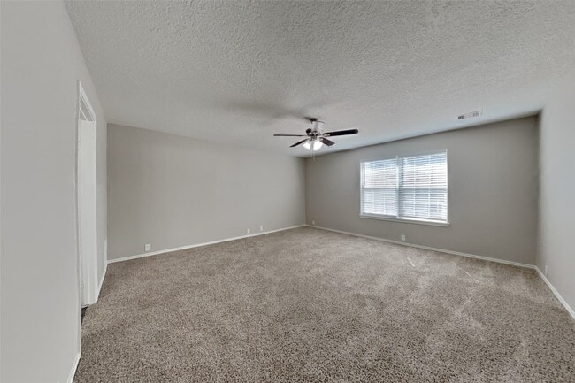 Building Photo - 14938 Sugar Mist Ln