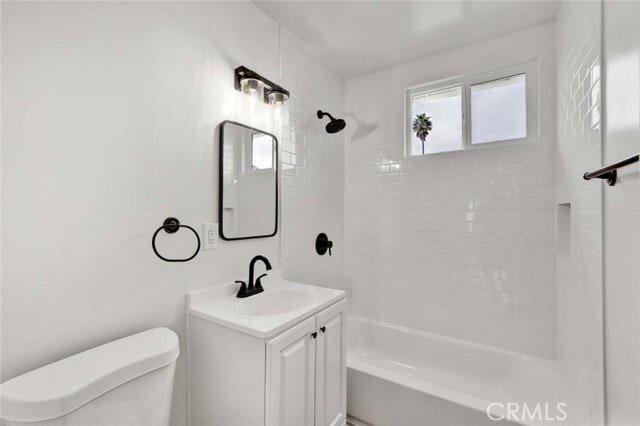 Building Photo - 2034 Charle St