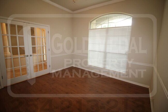 Building Photo - 2908 Tucson Dr