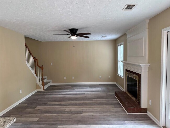 Building Photo - 816 Norwalk Cove NE