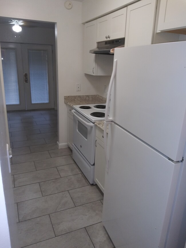 Building Photo - 1825 SW 67th Terrace
