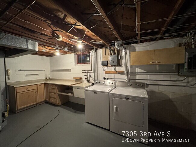 Building Photo - 7305 3rd Ave S