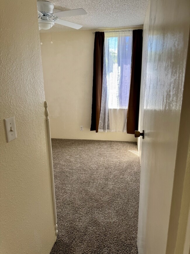 Second bedroom - 95-644 Hamumu St