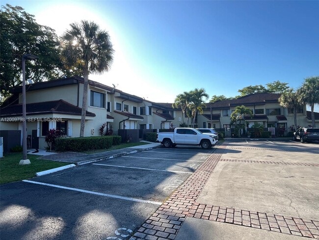 Building Photo - 9795 SW 138th Ave
