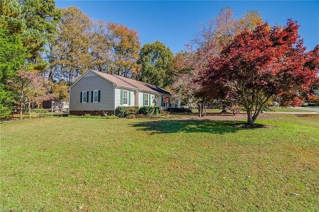 Building Photo - 4501 Indian Wells Dr