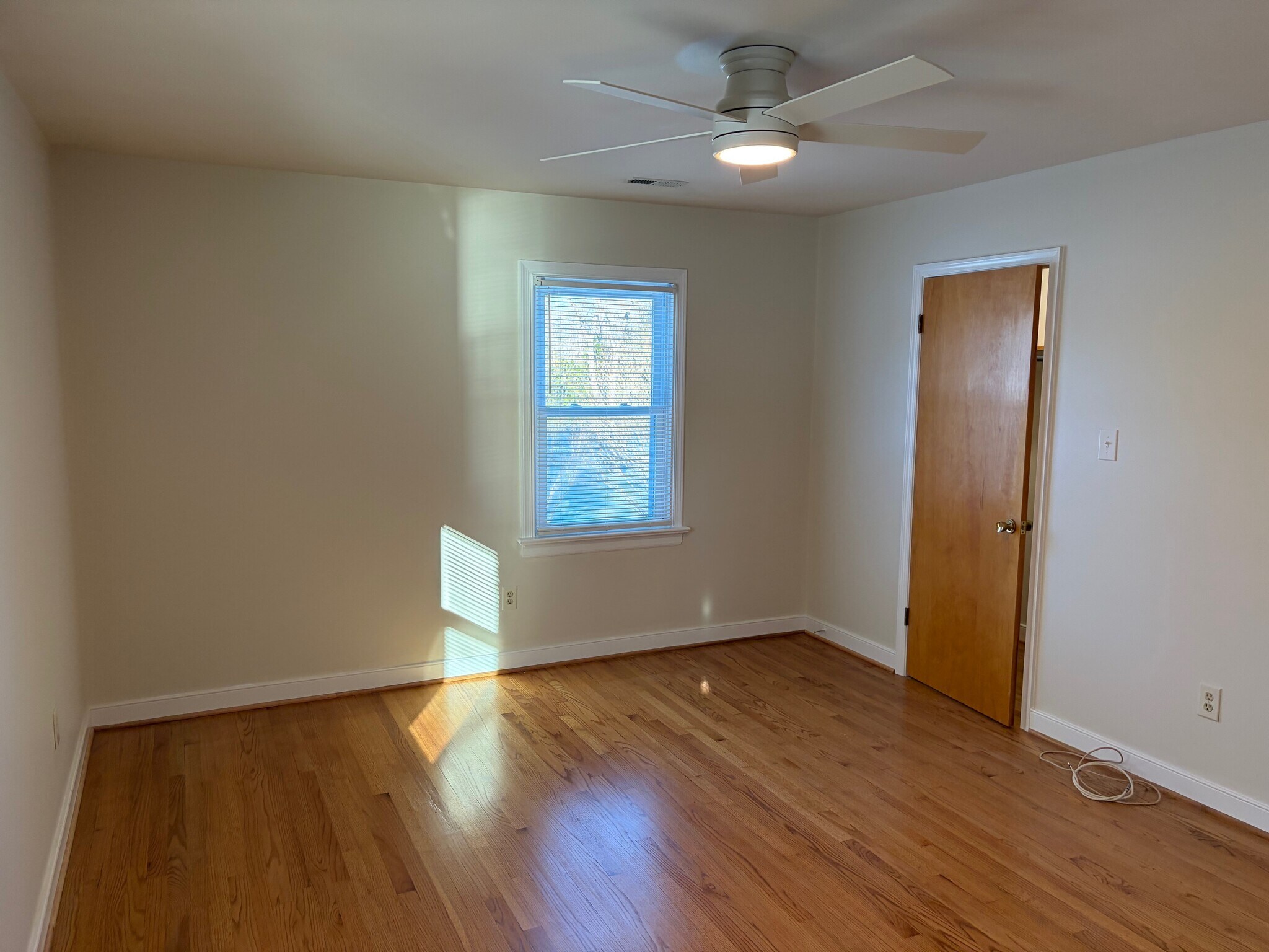 Building Photo - 9150 Gregory Dr