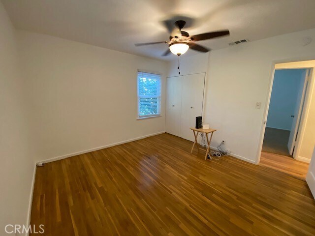 Building Photo - 5356 Yolanda Ave