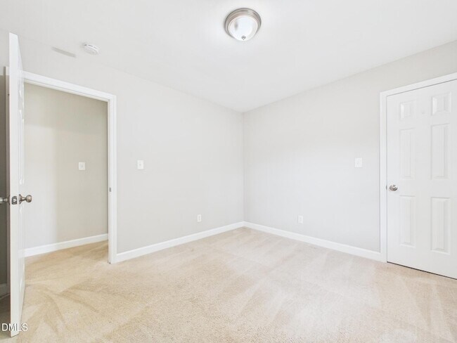 Building Photo - 3516 Casine Ct