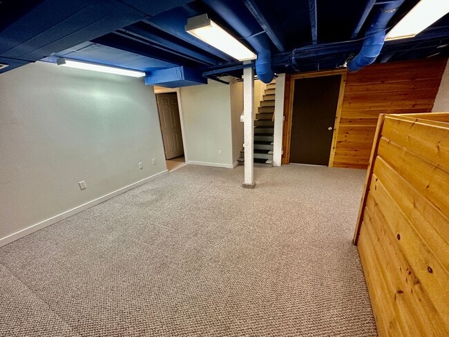 Building Photo - 3419 N Park Blvd