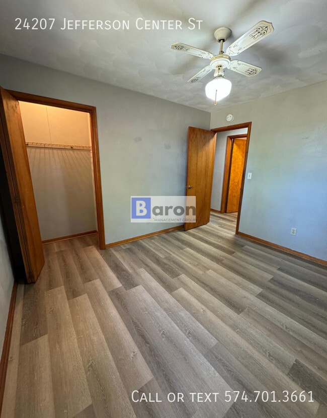 Building Photo - 24207 Jefferson Center St