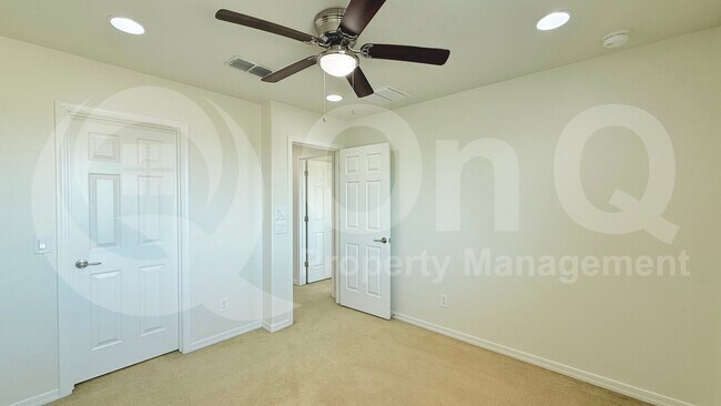 Building Photo - 2545 W Royer Rd