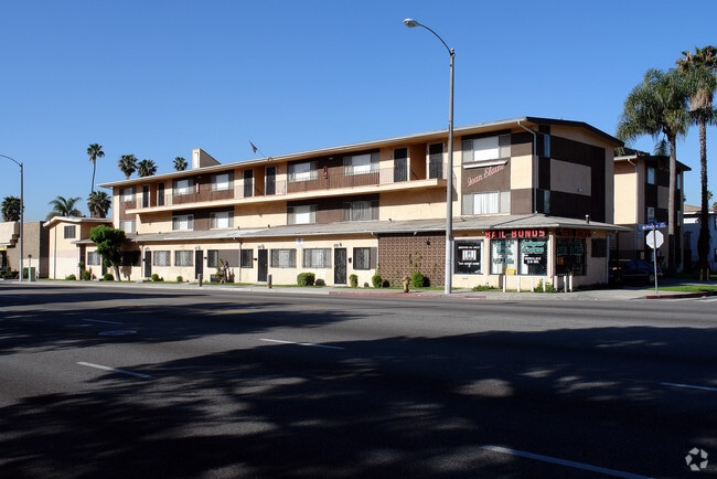 Primary Photo - Joan Elaine Apartments