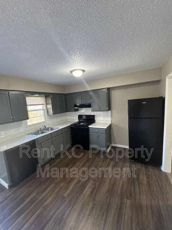 Building Photo - 218 SW 19th St