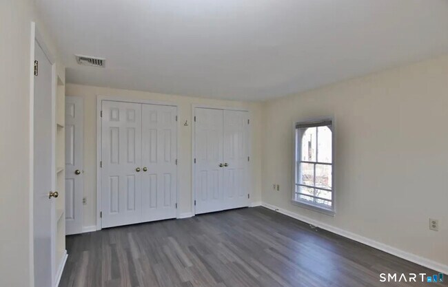 Building Photo - 16 Haviland St