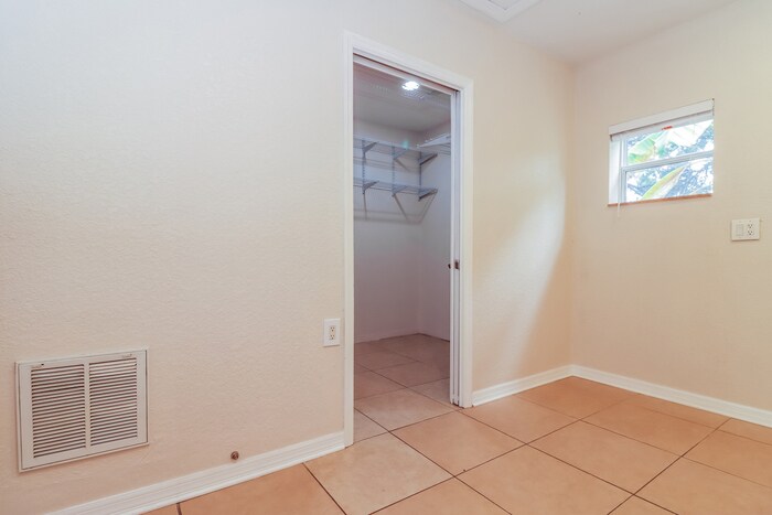 Building Photo - 6707 Sierra Terrace