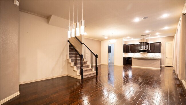 Building Photo - 185 Carrington Ln