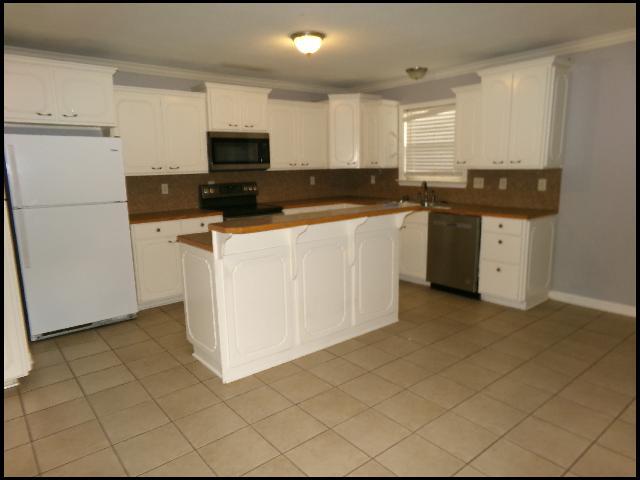 Building Photo - 339 Weathering Ln