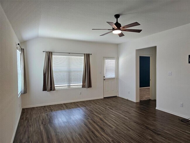 Building Photo - 21408 Bird Wing Dr