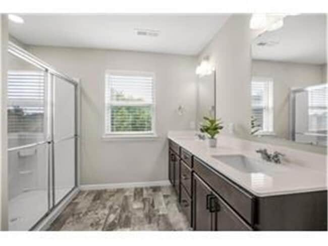 Building Photo - 21979 Lower Mill Ave