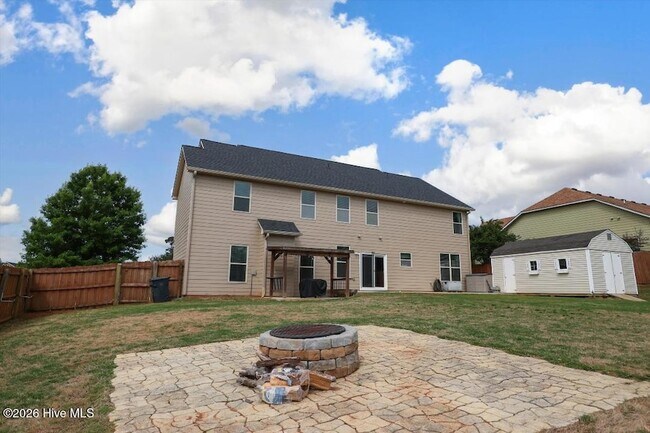 Building Photo - 1421 Dooley Ln