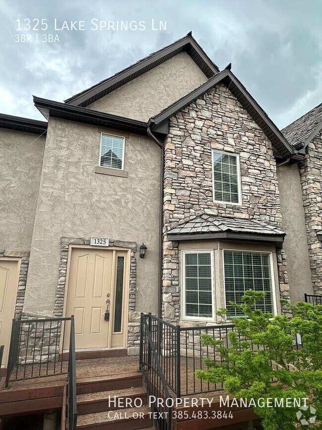 Building Photo - 1325 Lake Springs Ln