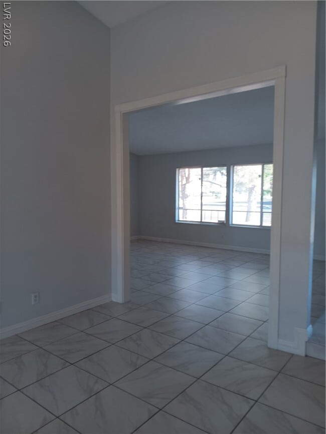 Building Photo - 6221 Peppermill Dr