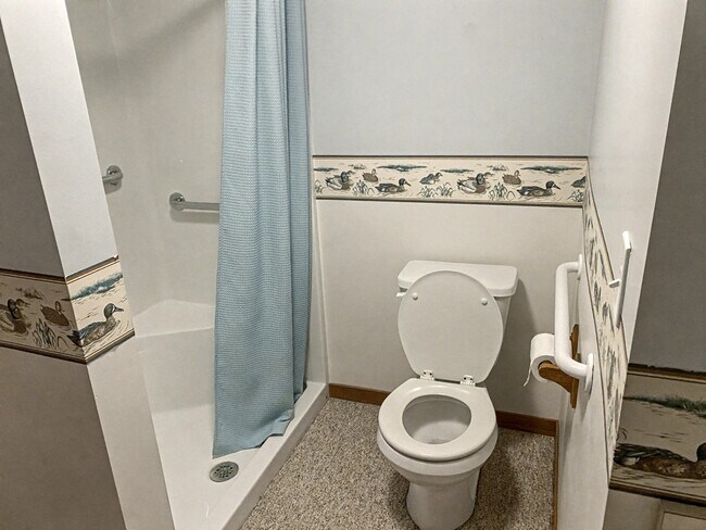 Building Photo - 783 Holly Creek Dr