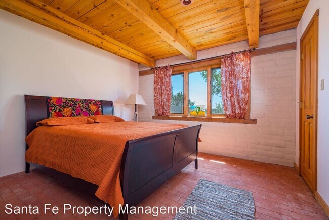 Building Photo - 4 br, 2 bath House - 5 Casa Del Oro Loop