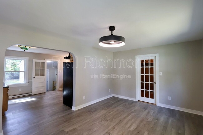 Building Photo - 511 Highland Dr