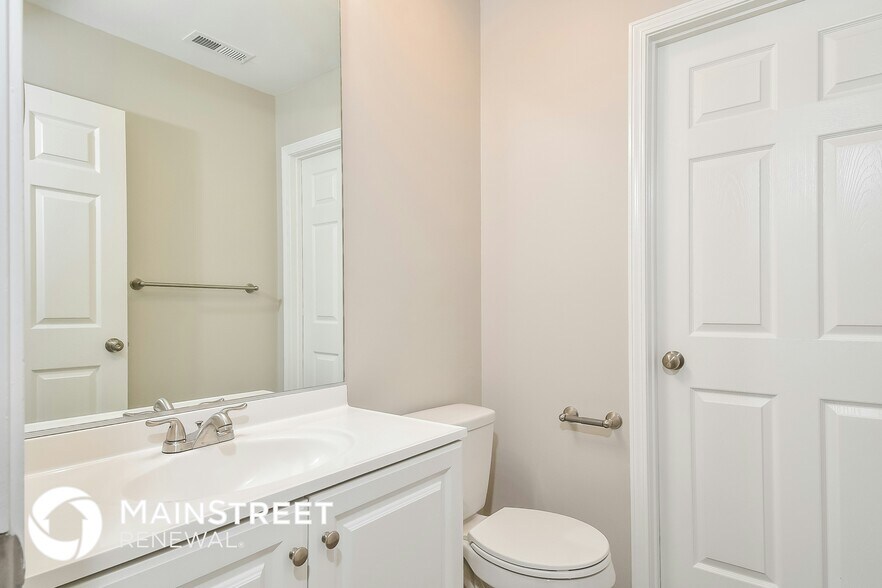 Building Photo - 6073 Birkdale Dr