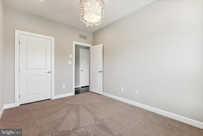 Building Photo - 9314 Sweetbay Magnolia Ct