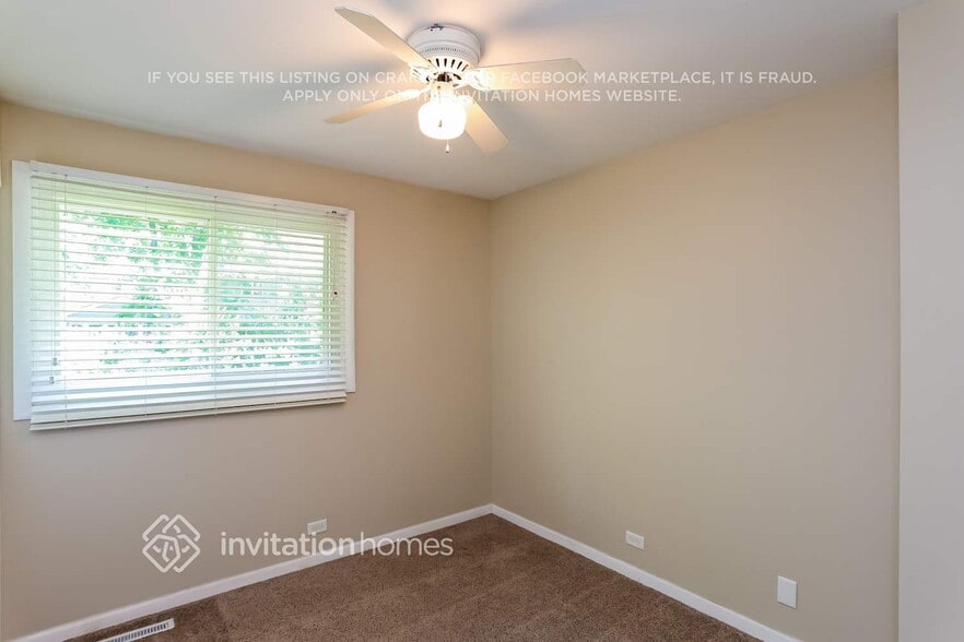 Building Photo - 1563 S Tyler Rd