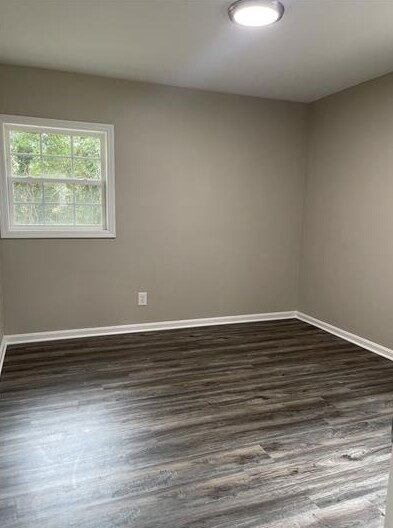 Building Photo - 104 Lawndale Ave