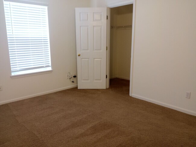 Building Photo - 3517-3519 La Mesa Dr.