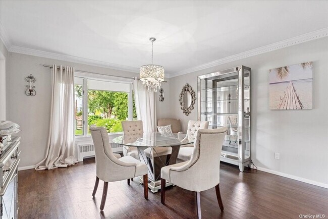 Building Photo - 131 Bayside Dr