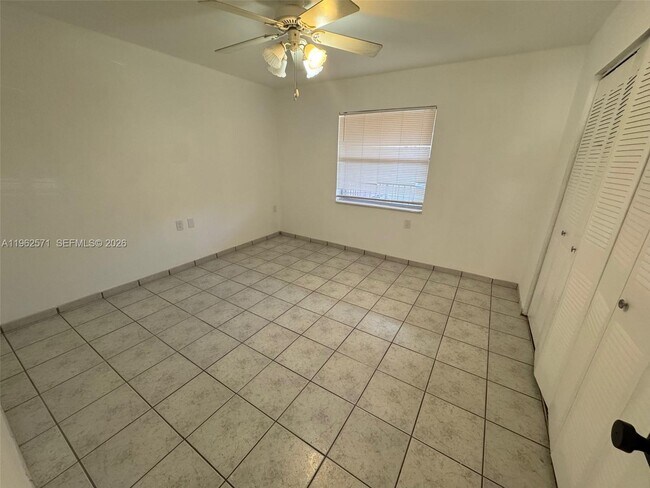 Building Photo - 11289 SW 88th St